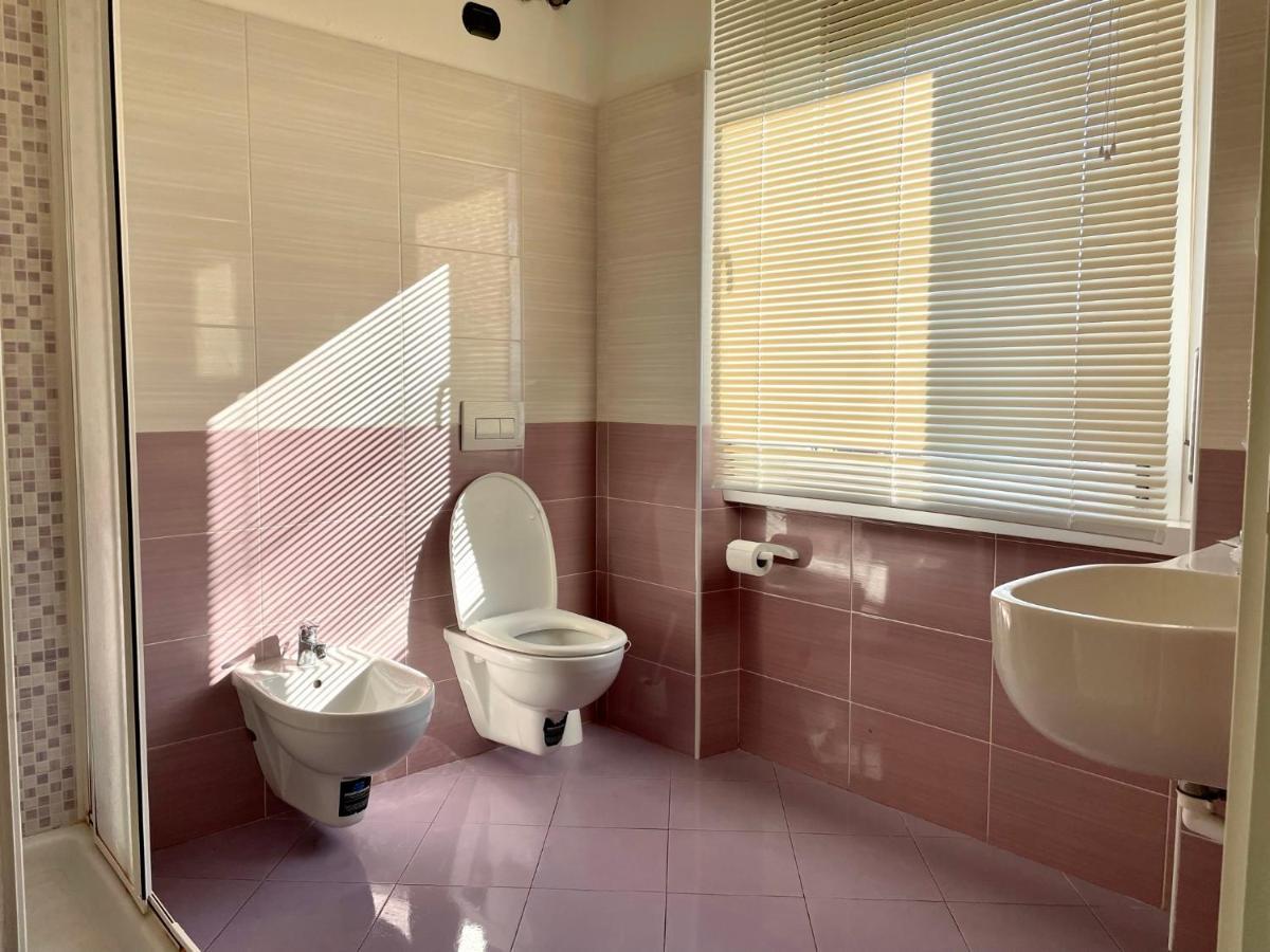 La Gloria Rho Private Rooms Only 外观 照片